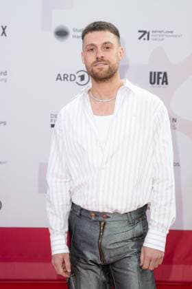 Award First Steps 2023 Hannes Hirsch at the First Steps Award at the Stage Theater des Westens on 09 10 2023 in Berlin Copyright: xEventpressxKochanx