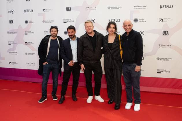 Award First Steps 2023 HuÌˆseyin Tabak, Arne Kreutzfeld, Roxana Samadi and Ali Samadi at the First Steps Award at the Stage Theater des Westens on 09 10 2023 in Berlin. Copyright: xEventpressxKochanx