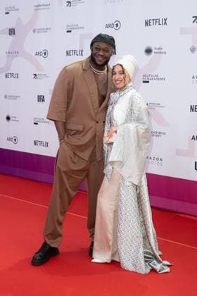 Award First Steps 2023 Prince Kuhlmann and Tua El Fawwal at the First Steps Award at the Stage Theater des Westens in Berlin on 09 10 2023 Copyright: xEventpressxKochanx