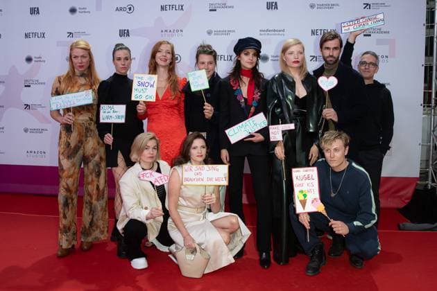 Award First Steps 2023 Esther Roling, Anne Schäfer, Laura Fischer, Pheline Roggan, Jennifer Ulrich, Julia Fuhr Mann, Luise Befort, Luisa Celine Gaffron and Max Schimmelpfennig at the First Steps Award at the Stage Theater des Westens on 09 10 2023 in Berlin Copyright: xEventpressxKochanx