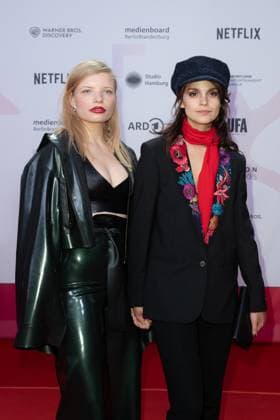 Award First Steps 2023 Luisa Celine Gaffron and Luise Befort at the First Steps Award at the Stage Theater des Westens in Berlin on 09 10 2023 Copyright: xEventpressxKochanx