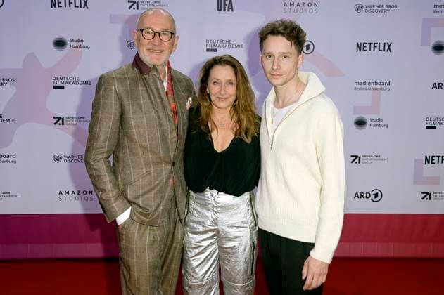 Peter Lohmeyer, Barbara Philipp and Jonathan Berlin at the 24 First Steps Awards ceremony at the Theater des Westens Berlin, 08 10 2023 Foto:xF.xKernx xFuturexImagex fist_steps_3200
