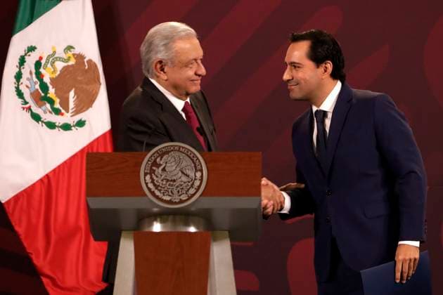 President Andres Manuel Lopez Obrador urges the UN to promote dialogue between the states of Israel and Palestine October 9, 2023, Mexico City, Mexico: The governor of the State of Yucatan, Mauricio Vila, at the daily morning conference of President Andres Manuel Lopez Obrador at the National Palace in Mexico City. on October 9, 2023 in Mexico City, Mexico (Photo by Luis Barron Eyepix Group). Copyright: xLuisxBarronx xEyepixxGroupx LB_20231009_AMLO17