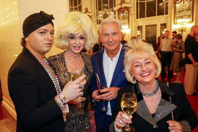 Julian F M Stoeckel, Angelo Conti, Klaus Wowereit and Stefanie Simon at the award ceremony of the German Musical Theater Award 2023 at the Theater des Westens Berlin, 09 10 2023 Foto:xB.xDummerx xFuturexImagex musicalpreis_3040