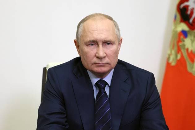 News Bilder des Tages Russia Putin Russia-Kyrgyzstan Interregional Conference 8534062 11.10.2023 Russian President Vladimir Putin delivers a video address to the participants the 10th Russia-Kyrgyzstan Interregional Conference at the Kremlin in Moscow, Russia. Mikhail Metzel POOL Moscow Russia  Copyright: xMikhailxMetzelx