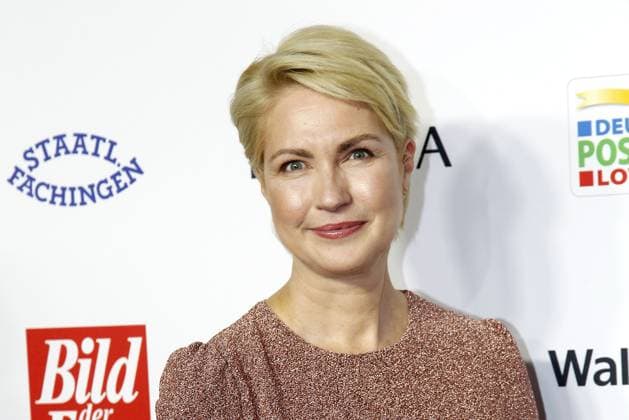 Manuela Schwesig at the award ceremony Golden image of the woman on 11 10 2023 in Hamburg Golden image of the woman award ceremony 2023 in Hamburg