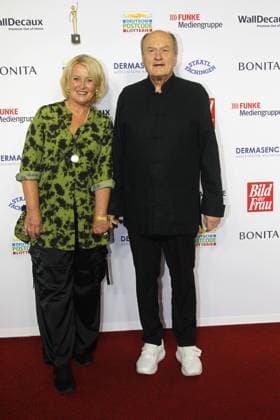 Dietrich Mattausch and his wife Annette at the award ceremony Goldene Bild der Frau on 11 10 2023 in Hamburg Goldene Bild der Frau award ceremony 2023 in Hamburg