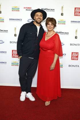 Golden picture of the woman in Hamburg Max Mutzke with Andrea Krull, award of the Golden picture of the woman in the new Flora, Hamburg, 11 10 2023 Copyright: xEventpressxBecherx