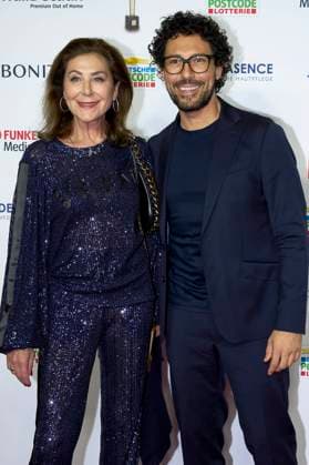 Alexandra von Rehlingen and Boris Entrup at the 16 award ceremony of the Golden Image of Woman 2023 at the Stage Theater Neue Flora Hamburg, 11 10 2023 Foto:xU.xStammx xFuturexImagex bild_3023
