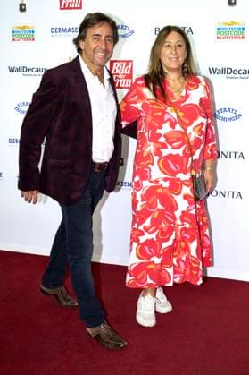 Dieter Landuris with wife Natascha Landuris at the 16 award ceremony of the Golden Picture of the Woman 2023 at the Stage Theater Neue Flora Hamburg, 11 10 2023 Foto:xU.xStammx xFuturexImagex bild_3038