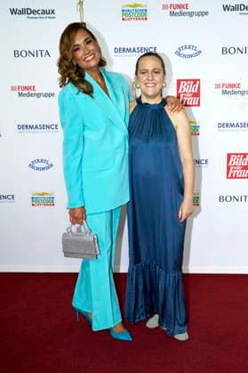 Jana Ina Zarrella and Philippa Mund at the 16 award ceremony of the Golden Image of Woman 2023 at the Stage Theater Neue Flora Hamburg, 11 10 2023 Foto:xU.xStammx xFuturexImagex bild_3080