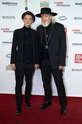 Joachim Witt with wife Juliane at the 16 award ceremony of the Golden Image of Woman 2023 at the Stage Theater Neue Flora Hamburg, 11 10 2023 Foto:xU.xStammx xFuturexImagex bild_3087