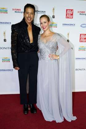 Jorge Gonzalez and Isabel Edvardsson at the 16 award ceremony of the Golden Image of Woman 2023 at the Stage Theater Neue Flora Hamburg, 11 10 2023 Foto:xU.xStammx xFuturexImagex bild_3099