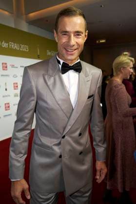 Kai Pflaume at the 16 award ceremony of the Golden Picture of the Woman 2023 at the Stage Theater Neue Flora Hamburg, 11 10 2023 Foto:xU.xStammx xFuturexImagex bild_3111