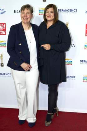 Anja van Eijsden and Katharina Fegebank at the 16 award ceremony of the Golden Image of Woman 2023 at the Stage Theater Neue Flora Hamburg, 11 10 2023 Foto:xU.xStammx xFuturexImagex bild_3124