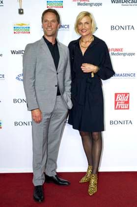 Matthias Schloo and Sanna Englund at the 16 award ceremony of the Golden Image of Woman 2023 at the Stage Theater Neue Flora Hamburg, 11 10 2023 Foto:xU.xStammx xFuturexImagex bild_3147