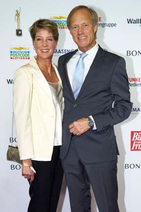 Christina Block and Gerhard Delling at the 16 award ceremony of the Golden Picture of the Woman 2023 at the Stage Theater Neue Flora Hamburg, 11 10 2023 Foto:xU.xStammx xFuturexImagex bild_3160