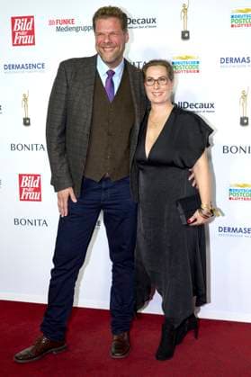 Tetje Mierendorf with wife Cornelia at the 16 award ceremony of the Golden Image of Woman 2023 at the Stage Theater Neue Flora Hamburg, 11 10 2023 Foto:xU.xStammx xFuturexImagex bild_3185