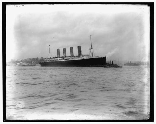 RECORD DATE NOT STATED The Lusitania, c1907. The RMS Lusitania was a British ocean liner launched by the Cunard Line in 1906, She held the Blue Riband appellation for the fastest Atlantic crossing in 1908. On 7 May 1915, the Lusitania was torpedoed by a German submarine off the south of Ireland, with the loss of 1,198 lives. Although unarmed, she was carrying munitions. The sinking presaged the United States declaration of war on Germany two years later. Copyright:xHeritagexArt HeritagexImagesxUnknownx IMAGO, ! ACHTUNG: AUFNAHMEDATUM GESCHÄTZT!  Copyright:HeritagexArt HeritagexImagesxUnknownx IMAGO