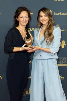 Award Goldene Henne 2023 Mandy Capristo, Franziska Hoeppner and Mandy Capristo at the Goldene Henne 2023 on 13 10 2023 in Studio 3 of the Media City in Leipzig. Copyright: xEventpressxKochanx
