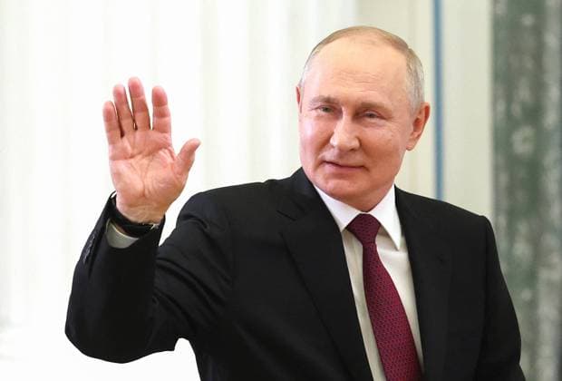 RUSSIA, MOSCOW - OCTOBER 16, 2023: Russia s President Vladimir Putin is seen during an interview with China Media Group at the Kremlin. Sergei Bobylev TASS  63420666