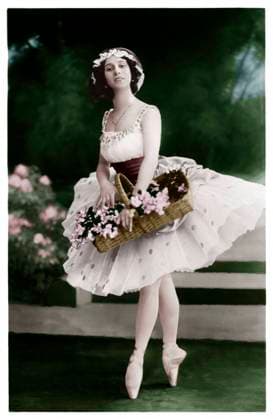 RECORD DATE NOT STATED Anna Pavlova - Russian ballet dancer Anna Pavlova (1881-1931) - Russian ballet dancer holding a basket of flowers during a performance. Date: 1908  Copyright: Gemini Picture No. 11354729