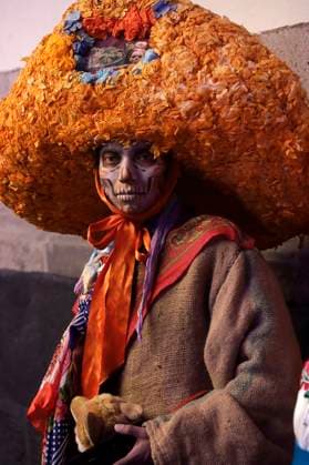 Catrinas procession and Day of the Dead parade announced in Mexico City October 16, 2023, Mexico City, Mexico: People characterized as death, catrinas and catrines during the announcement of the Day of the Dead activities at the press conference at the Mexico City Museum in Mexico City. on October 16, 2023 in Mexico City, Mexico (Photo by Luis Barron Eyepix Group). Copyright: xLuisxBarronx xEyepixxGroupx LB_20231016_MUERTOS8