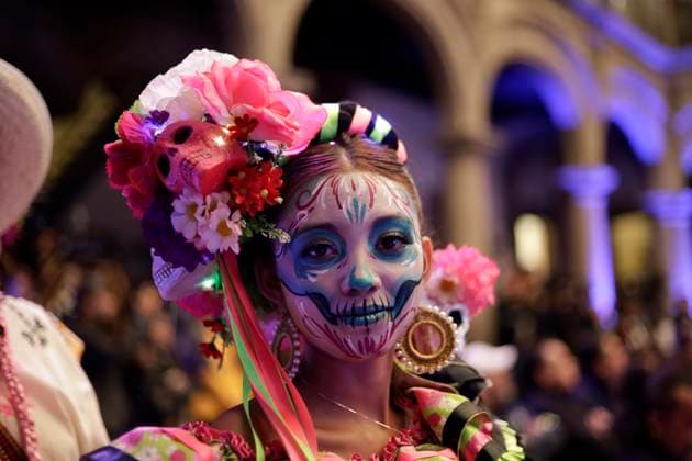 News Bilder des Tages Catrinas procession and Day of the Dead parade announced in Mexico City October 16, 2023, Mexico City, Mexico: People characterized as death, catrinas and catrines during the announcement of the Day of the Dead activities at the press conference at the Mexico City Museum in Mexico City. on October 16, 2023 in Mexico City, Mexico (Photo by Luis Barron Eyepix Group). Copyright: xLuisxBarronx xEyepixxGroupx LB_20231016_MUERTOS11