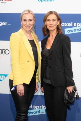Axel Springer Award 2023 Linda Kurz and Hildegard Wortmann at the Axel Springer Award 2023 in the Axel Springer New Building on 17 10 2023 in Berlin Copyright: xEventpressxKochanx