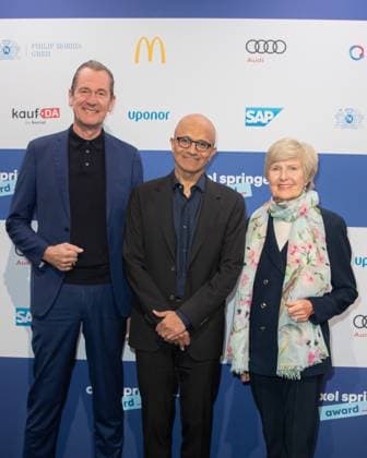 Axel Springer Award 2023 Mathias Döpfner, Satya Nadella and Friede Springer at the Axel Springer Award 2023 in the Axel Springer New Building on 17 10 2023 in Berlin Copyright: xEventpressxKochanx