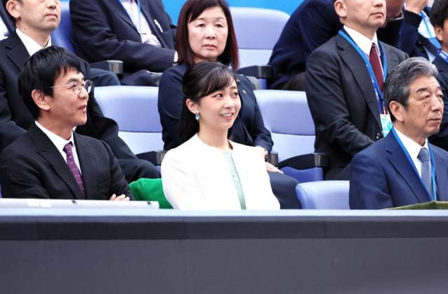 October 18, 2023, Tokyo, Japan - Japan s Princess Kako, second daughter of Crown Prince Akishino arrives at the Japan Open tennis championships at the Ariake Colosseum in Tokyo on Wednesday, October 18, 2023. Princess Kako enjoyed a first round match between China s Zhang Zhizhen and Poland s Hubert Hurkacz. (photo by Yoshio Tsunoda AFLO)  , aflo_232848040.jpg,