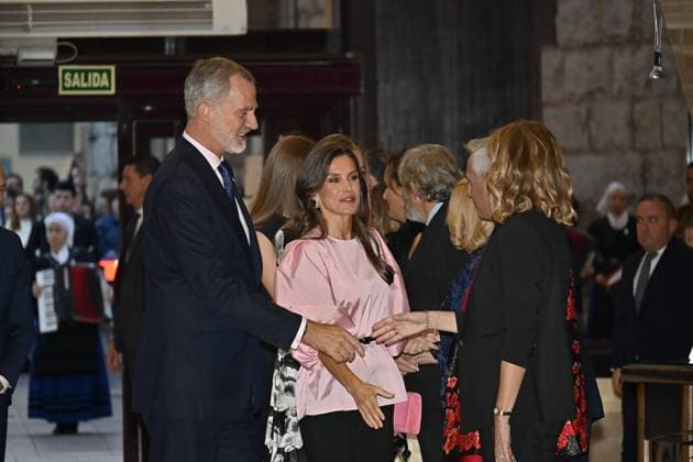 King Felipe VI and Queen Letizia with Princess Leonor and Infanta Sofia attend the concert of the Princess of Asturias Awards in Oviedo October 19, 2023 711 Antonio Quilez Cordon Press Spanish King Felipe VI and Letizia with Princess of Asturias Leonor de Borbon and Sofia de Borbon during th