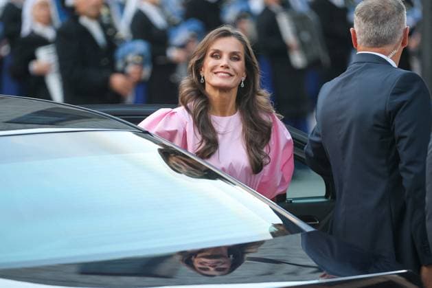 The King and Queen of Spain, the Princess of Asturias and Infanta Sofia preside over the 31st Princess of Asturias Awards Concert Queen Letizia arrives at the XXXI Princess of Asturias Awards Concert at the Auditorio Palacio de Congresos Principe Felipe on October 19, 2023 in Oviedo, Spain. Photo by Raul Terrel Europa Press ABACAPRESS.COM Oviedo Spain  Copyright: xEuropaxPress ABACAx 872467_020 EuropaxPress ABACAx 872467_020