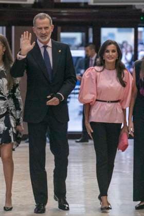 The King and Queen of Spain, the Princess of Asturias and Infanta Sofia preside over the 31st Princess of Asturias Awards Concert King Felipe VI and Queen Letizia on their arrival at the XXXI Princess of Asturias Concert at the Oviedo Auditorium on October 19, 2023, in Oviedo, Asturias, Spain. Today marks the start of the ceremonies for the 2023 Princess of Asturias Awards, to be held tomorrow, October 20. The King and Queen, the Princess and the Infanta will preside over the XXXI Princess of Asturias Awards Concert after receiving in audience this morning the recipients of the 2023 Asturias Medals, the winners of the 2022 End of Degree Awards of the University of Oviedo and the jurors of the awards and members of the Board of Trustees of t  Copyright: xEuropaxPress ABACAx 872467_036 EuropaxPress ABACAx 872467_036