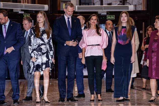31st Princess of Asturias Awards Concert - Oviedo Princess Leonor, King Felipe VI, Queen Letizia and Infanta Sofia of Spain attending the XXXI Princess of Asturias Awards Concert at the Auditorio Palacio de Congresos Principe Felipe on October 19, 2023 in Oviedo, Spain. Photo by Archie Andrews ABACAPRESS.COM Oviedo Spain  Copyright: xAndrewsxArchie ABACAx 872468_006 AndrewsxArchie ABACAx 872468_006