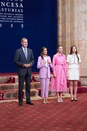 20-10-2023 Medals Princess Leonor and Queen Letizia and King Felipe and Princess Sofia during the Princess Asturias awards at the Campoamor theatre in Oviedo No Spain Â  Copyright: xPPEx