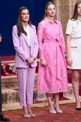 20-10-2023 Medals Princess Leonor and Queen Letizia and Princess Sofia during the Princess Asturias awards at the Campoamor theatre in Oviedo No Spain Â  Copyright: xPPEx