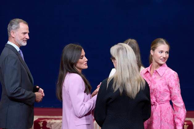 20-10-2023 Medals Princess Leonor and Queen Letizia and Princess Sofia and US actress Meryl Streep during the Princess Asturias awards at the Campoamor theatre in Oviedo No Spain Â  Copyright: xPPEx