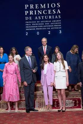 20-10-2023 Medals Princess Leonor and Queen Letizia and King Felipe and Princess Sofia during the Princess Asturias awards at the Campoamor theatre in Oviedo No Spain Â  Copyright: xPPEx