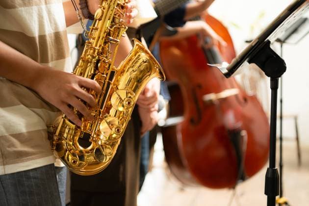 Close-up of a saxophone being played by a jazz band Close-up of a saxophone being played by a jazz band ,model released, Symbolfoto Copyright: xZoonar.com WosunanxPhotostoryx 20537475 ,model released, Symbolfoto ,property released