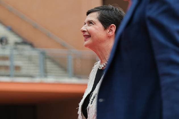 Red Carpet and Ceremony for the Isabella Rossellini Lifetime Achievement Award at 18th Rome Film Festival in Italy - 20 Oct 2023 Isabella Rossellini attends the red carpet for the Isabella Rossellini Lifetime Achievement Award during the 18th Rome Film Festival at Auditorium Parco Della Musica in Rome. Rome Italy Copyright: xElenaxVizzocax xSOPAxImagesx EVIZZOCA-6512