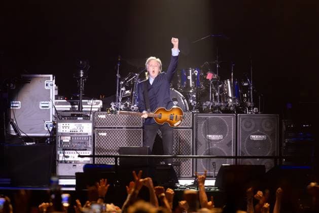 Bilder des Jahres 2023, Entertainment 10 Oktober Entertainment Themen der Woche KW42 October 21, 2023, Melbourne, Victoria, Australia: MELBOURNE, AUSTRALIA - OCTOBER 21: Paul McCartney performs during the Got Back Tour at Marvel Stadium on October 21, 2023 in Melbourne, Australia Melbourne Australia - ZUMAp121 20231021_zsp_p121_015 Copyright: xChrisxPutnamx