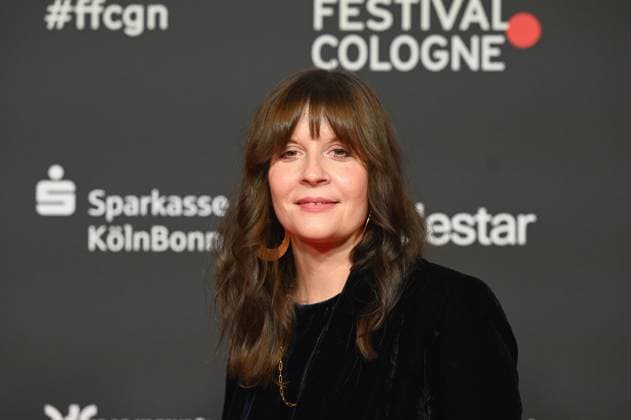 The winner of the Manfred Stelzer Award which this year goes to director Sonja Heiss for WANN WIRD ES ENDLICH WIEDER, SO wie es NIE WAR goes to the 33 Film Festival Cologne, FFCGN in the Cologne Filmpalast