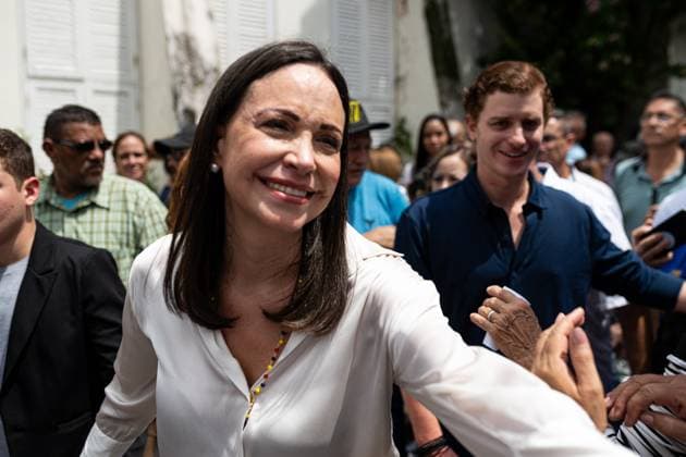 October 22, 2023, Caracas, Distrito Capital, Venezuela: La candidata Maria Corina Machado a su salida del centro de votacion de Las Acacias, Caracas Caracas Venezuela - ZUMAf323 20231022_zip_f323_057 Copyright: xElenaxFernandezx