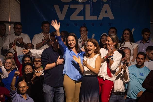 October 23, 2023, Caracas, Distrito Capital, Venezuela: Maria Corina Machado celebra el resultado anunciado por la ComisioÂ³n Nacional de Primarias en el que se le da como ganadora de las elecciones primarias de la oposicioÂ³n venezolana Caracas Venezuela - ZUMAf323 20231023_zip_f323_022 Copyright: xElenaxFernandezx