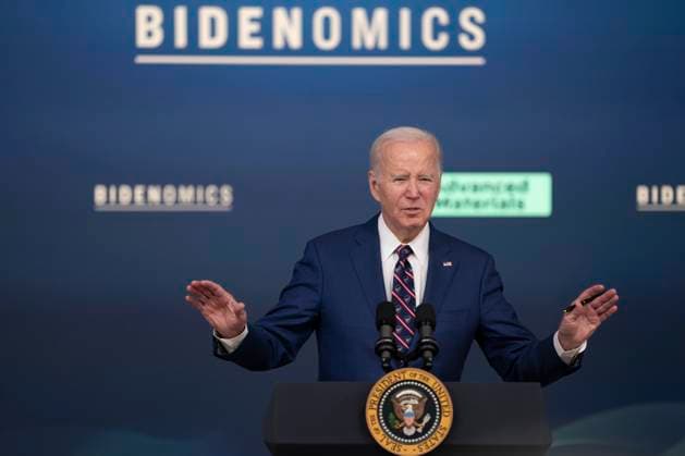 Bilder des Jahres 2023, News 10 Oktober News Themen der Woche KW43 News Bilder des Tages United States President Joe Biden makes remarks at an event highlighting how Bidenomics and his agenda are growing the economy in the South Court Auditorium in Washington, DC, October 23, 2023. Copyright: xCNPx xMediaPunchx