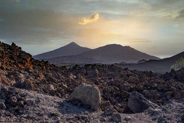 Spain, Canary Islands, Rocky landscape of Teide National Park at sunset, LOMF01368