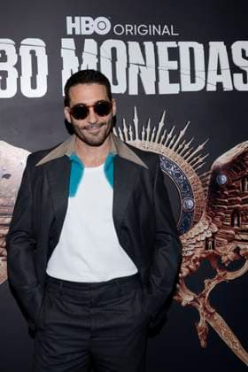 October 26, 2023, Mexico City, Ciudad de Mexico, Mexico: October 25, 2023, Mexico City, Mexico: Miguel Angel Silvestre Attends the black carpet of the season 2 Premiere of the 30 Monedas Tv Series by HBO, at Salon Barcelona. on October 25, 2023 in Mexico City, Mexico. Mexico City Mexico - ZUMAe321 20231026_zea_e321_050 Copyright: xCarlosxTischler xEyepixxGroupx