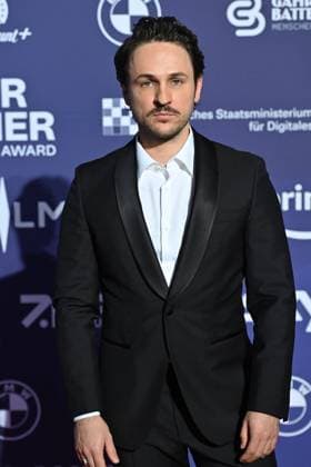 Dimitrij Schaad actor , single image,cropped single image,half figure,half figure red carpet,blue panther Ð TV and Streaming Award 2023 on 25 10 2023 at BMW World Munich