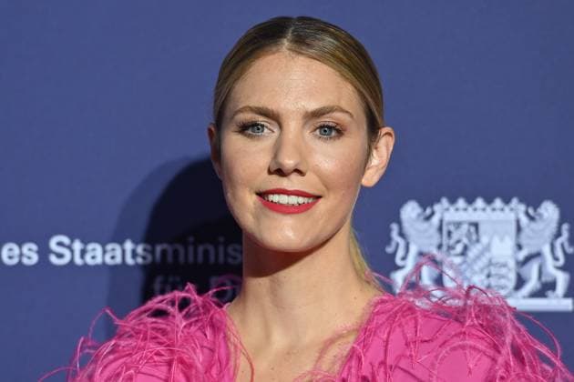 Viviane GEPPERT presenter , single image,cropped single image,portrait,portrait red carpet,blue panther Ð TV and Streaming Award 2023 on 25 10 2023 at BMW World Munich